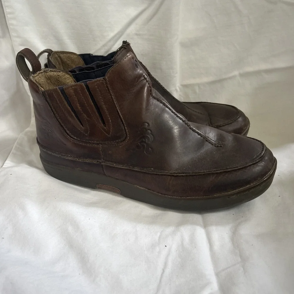 Olukai Kilauea Chelsea Boot Slip On Leather Brown Men US 9.5 10142-7027 KI0004..